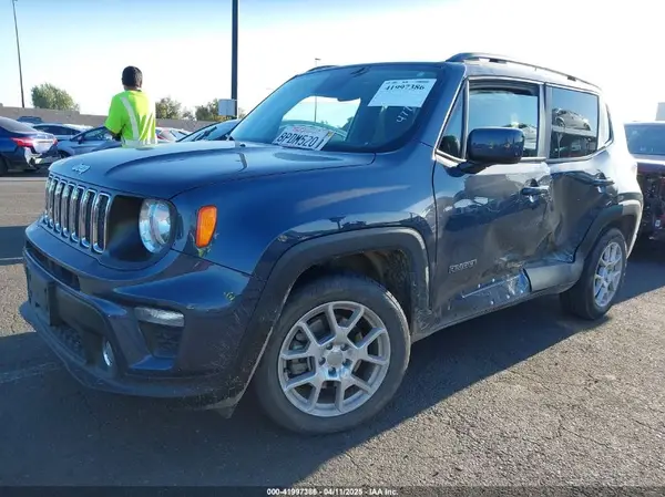 ZACNJABB4LPL04774 2020 JEEP RENEGADE - Image 2