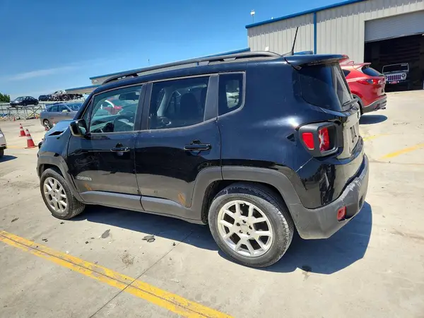 ZACNJABB4LPL56695 2020 JEEP RENEGADE - Image 2