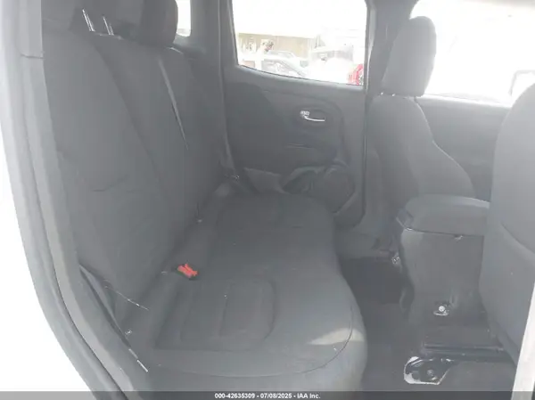 ZACNJABB5KPK70715 2019 JEEP RENEGADE - Image 8