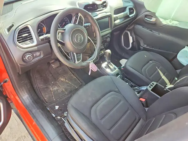 ZACNJABB5KPK86042 2019 JEEP RENEGADE - Image 8