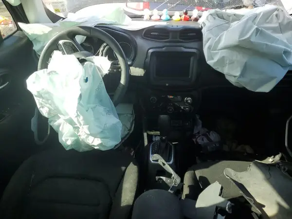 ZACNJABB6KPK08157 2019 JEEP RENEGADE - Image 8