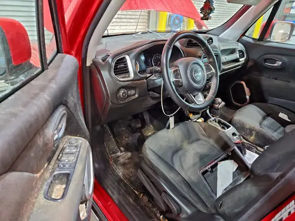 ZACNJABB6KPK29851 2019 JEEP RENEGADE - Image 8