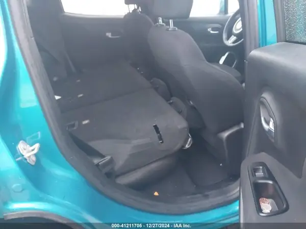 ZACNJABB6KPK87670 2019 JEEP RENEGADE - Image 8