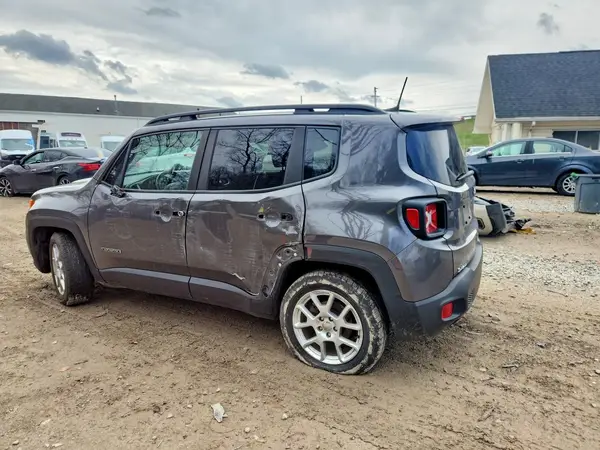 ZACNJABB6LPL86863 2020 JEEP RENEGADE - Image 2