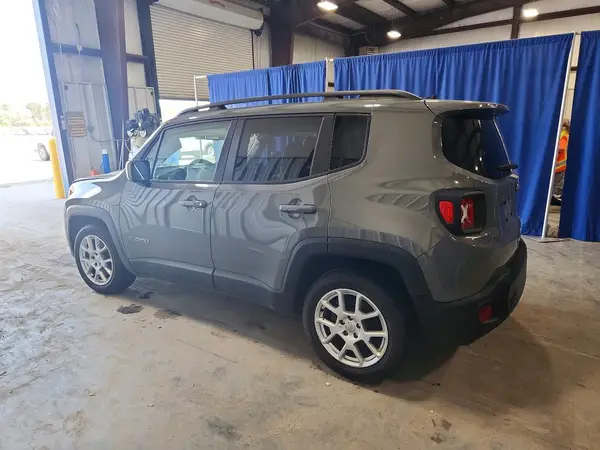 ZACNJABB8KPK39913 2019 JEEP RENEGADE - Image 2