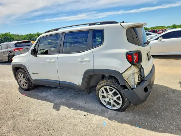 ZACNJABB8LPL04258 2020 JEEP RENEGADE - Image 2