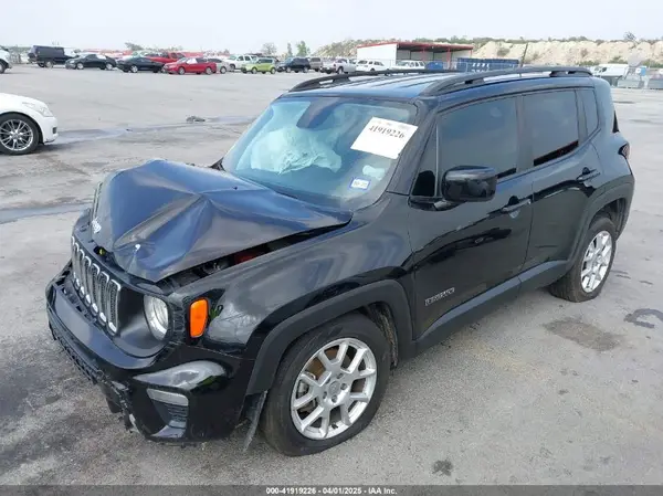 ZACNJABB8LPL44436 2020 JEEP RENEGADE - Image 2