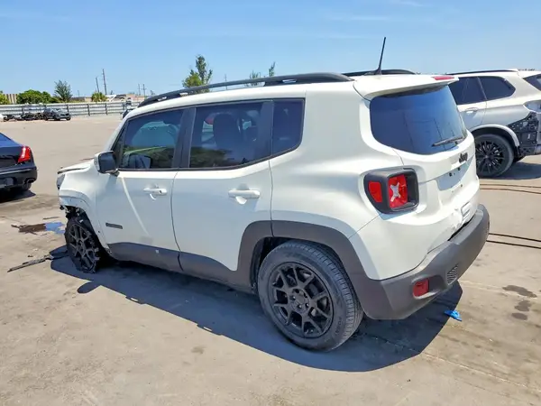 ZACNJABB9KPK31853 2019 JEEP RENEGADE - Image 2