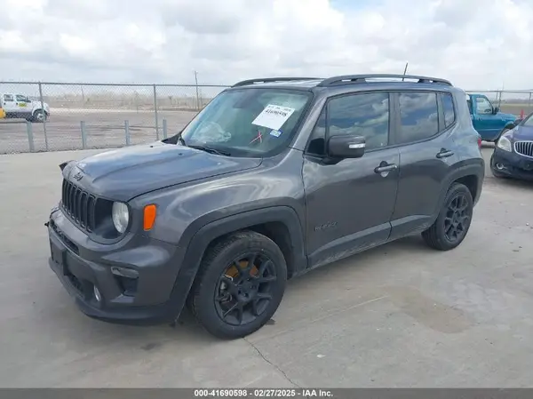 ZACNJABB9LPL30884 2020 JEEP RENEGADE - Image 2
