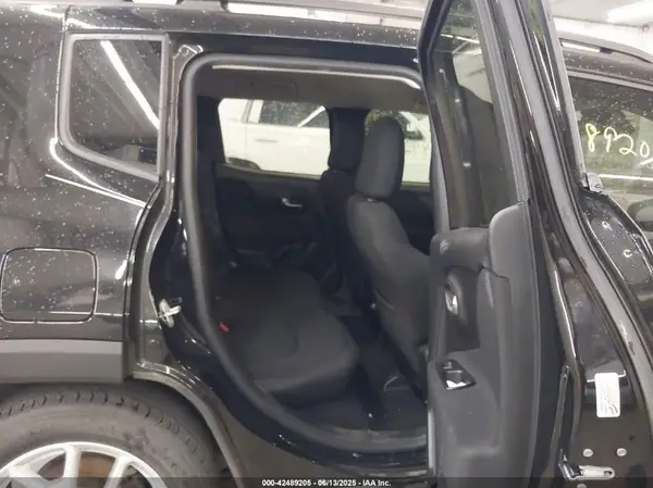 ZACNJABBXKPK29402 2019 JEEP RENEGADE - Image 8
