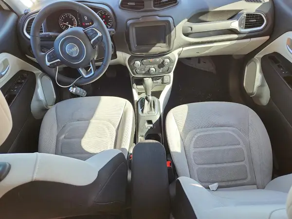 ZACNJABBXKPK45700 2019 JEEP RENEGADE - Image 8