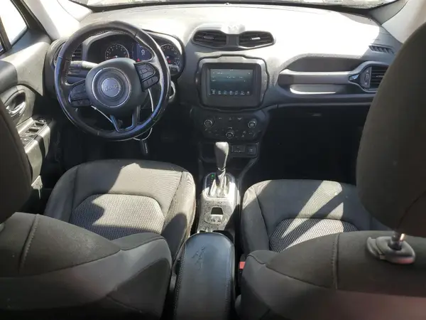 ZACNJABBXKPK52923 2019 JEEP RENEGADE - Image 8