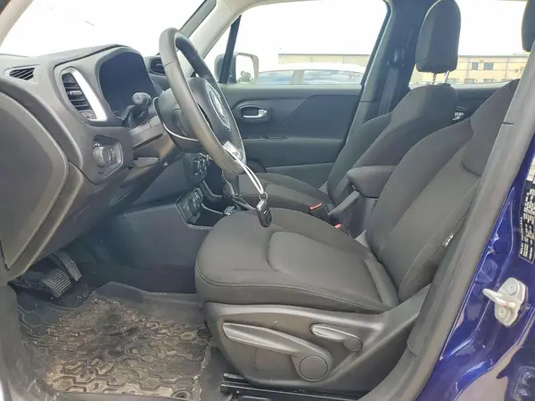 2019 JEEP RENEGADE auction photo 7
