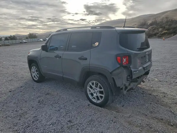 ZACNJBAB0KPK44319 2019 JEEP RENEGADE - Image 2