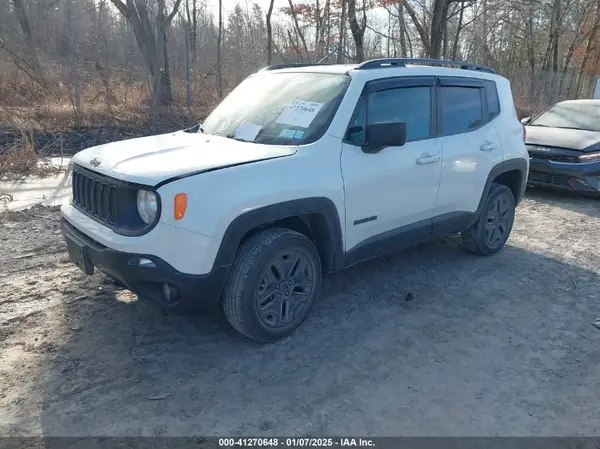 ZACNJBAB0KPK92953 2019 JEEP RENEGADE - Image 2