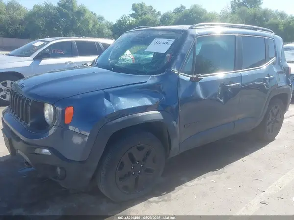 ZACNJBAB0LPL81312 2020 JEEP RENEGADE - Image 2