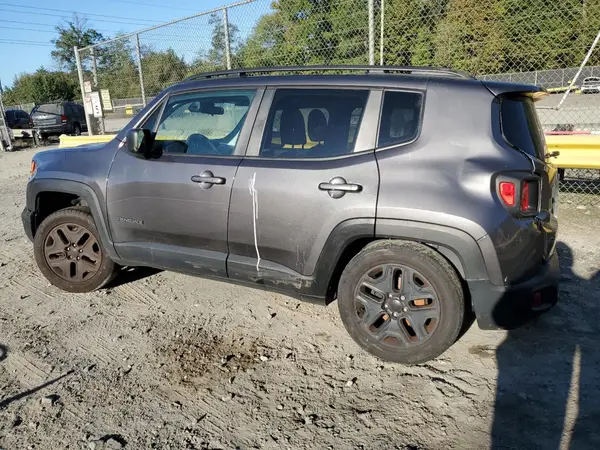 ZACNJBAB0LPL86686 2020 JEEP RENEGADE - Image 2