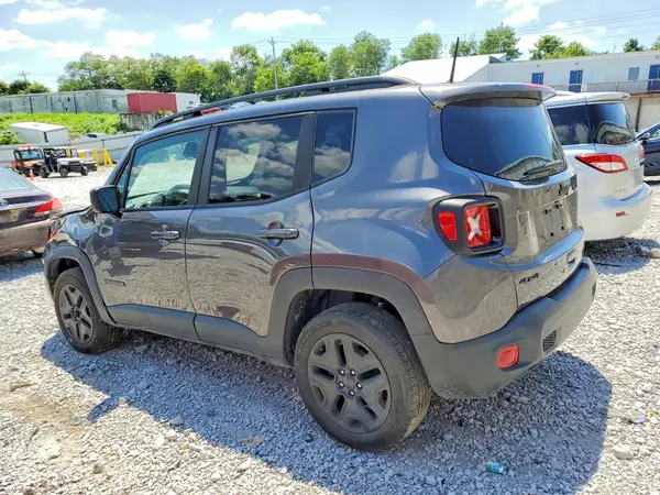 ZACNJBAB1KPK55247 2019 JEEP RENEGADE - Image 2