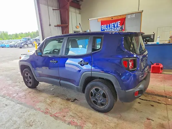 ZACNJBAB1KPK61324 2019 JEEP RENEGADE - Image 2