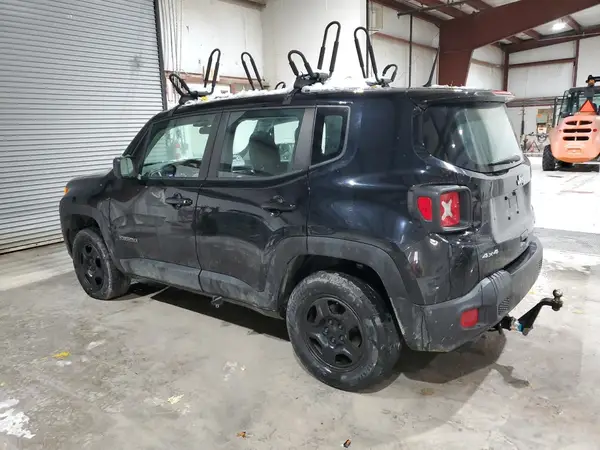 ZACNJBAB1KPK88782 2019 JEEP RENEGADE - Image 2