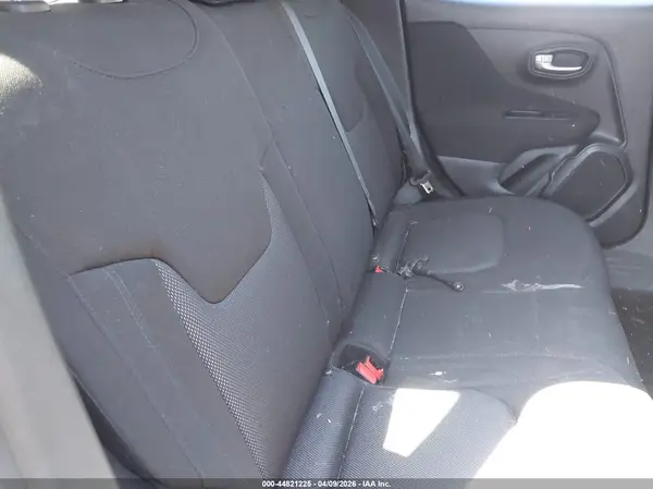 ZACNJBAB1LPL14301 2020 JEEP RENEGADE - Image 8