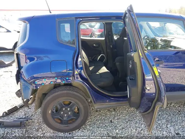 ZACNJBAB2KPJ83751 2019 JEEP RENEGADE - Image 8