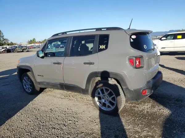 ZACNJBAB2KPK56827 2019 JEEP RENEGADE - Image 2