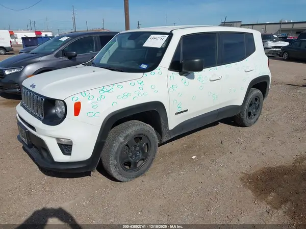 ZACNJBAB2LPL07390 2020 JEEP RENEGADE - Image 2