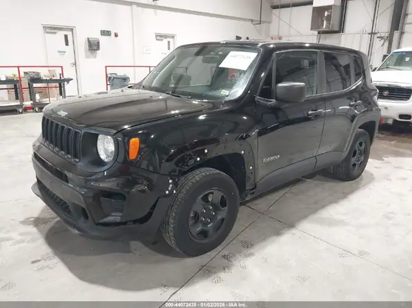 ZACNJBAB2LPL32029 2020 JEEP RENEGADE - Image 2