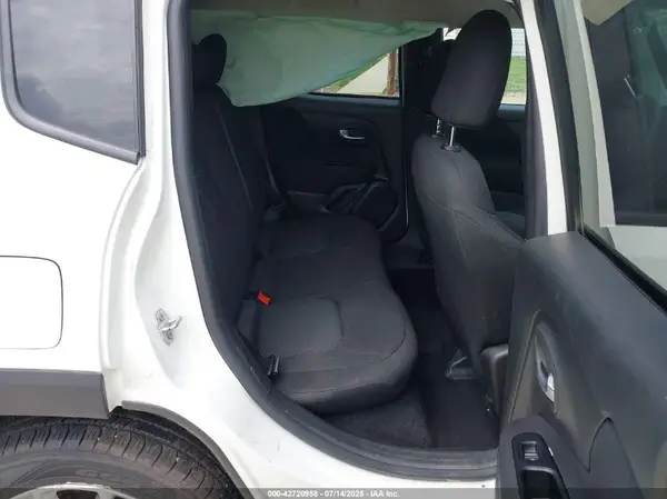 ZACNJBAB2LPL32886 2020 JEEP RENEGADE - Image 8