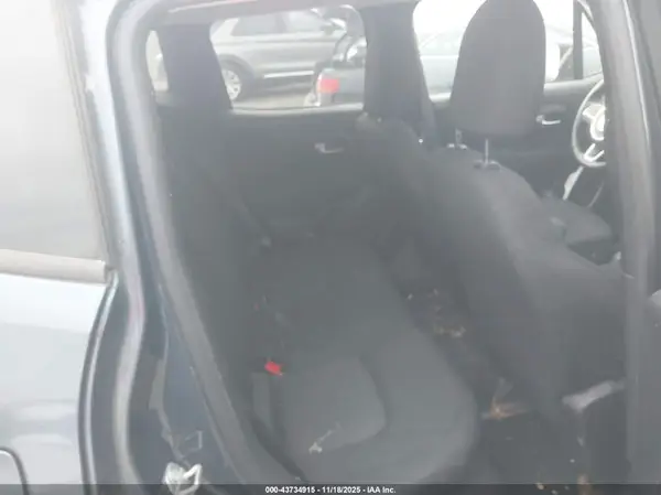 ZACNJBAB2LPL39465 2020 JEEP RENEGADE - Image 8