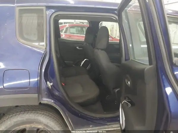 ZACNJBAB3KPJ85248 2019 JEEP RENEGADE - Image 8