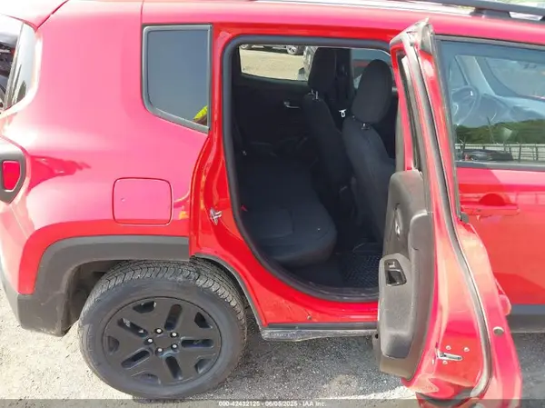ZACNJBAB3KPK72566 2019 JEEP RENEGADE - Image 8