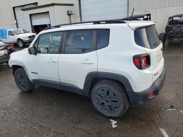 ZACNJBAB3LPL00514 2020 JEEP RENEGADE - Image 2