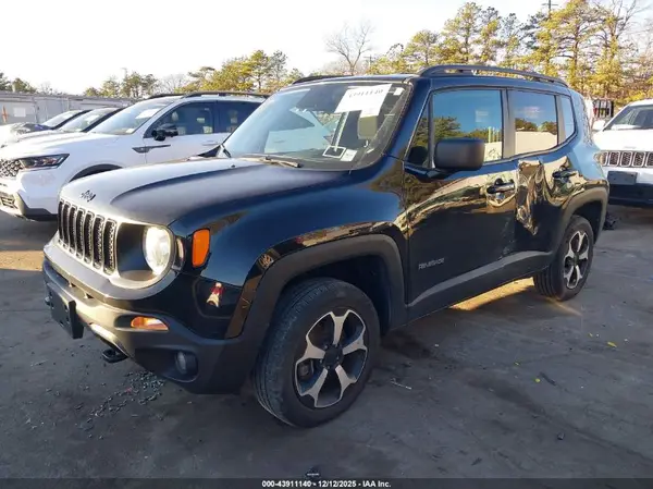 ZACNJBAB3LPL49146 2020 JEEP RENEGADE - Image 2