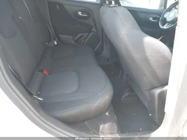 ZACNJBAB3LPL78890 2020 JEEP RENEGADE - Image 8
