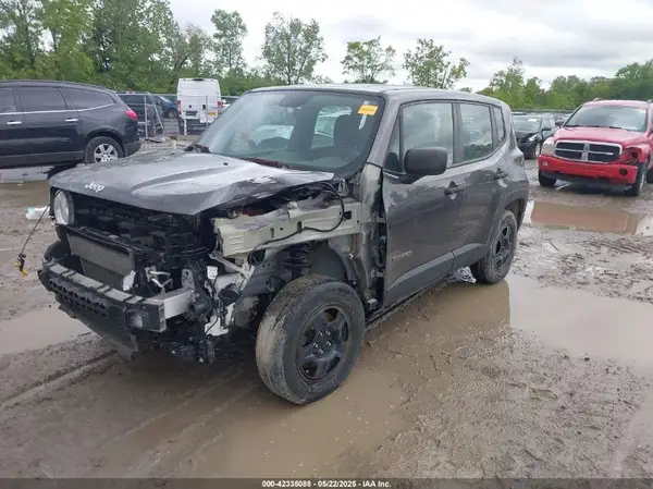 ZACNJBAB4KPK27653 2019 JEEP RENEGADE - Image 2