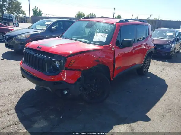 ZACNJBAB4KPK33405 2019 JEEP RENEGADE - Image 2