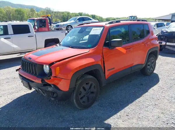ZACNJBAB4KPK40743 2019 JEEP RENEGADE - Image 2