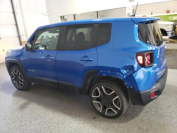 ZACNJBAB4LPL94385 2020 JEEP RENEGADE - Image 2