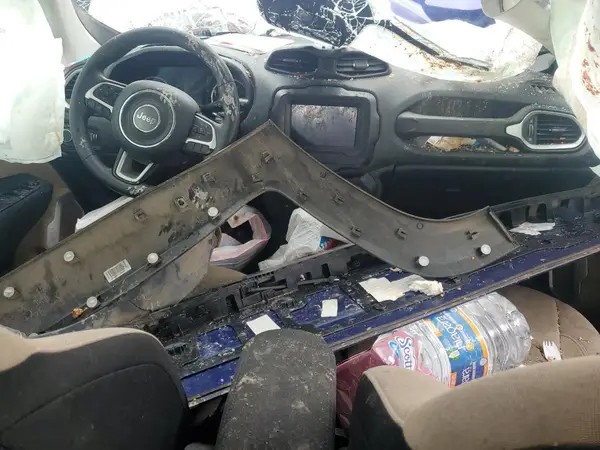ZACNJBAB5KPJ80682 2019 JEEP RENEGADE - Image 8