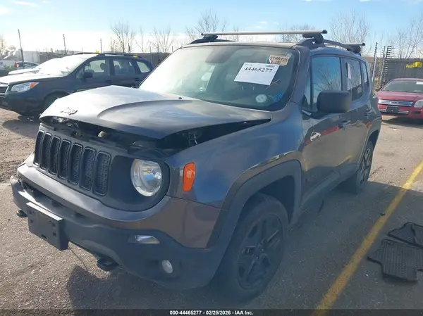 ZACNJBAB6LPL00233 2020 JEEP RENEGADE - Image 2