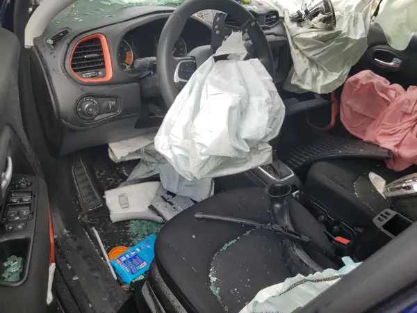 ZACNJBAB6LPL21003 2020 JEEP RENEGADE - Image 8