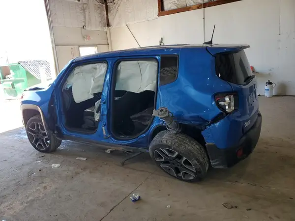 ZACNJBAB6LPL77524 2020 JEEP RENEGADE - Image 2