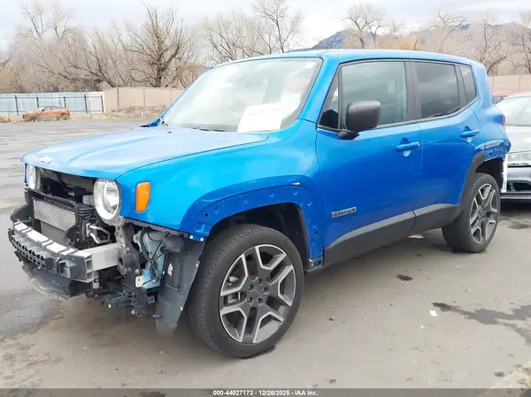 ZACNJBAB6LPL87244 2020 JEEP RENEGADE - Image 2