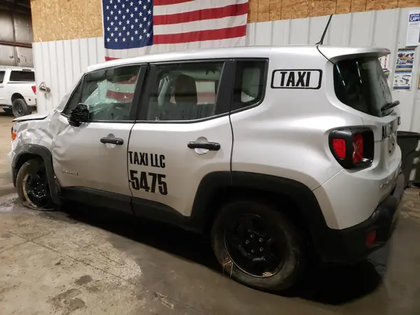 ZACNJBAB7KPJ91389 2019 JEEP RENEGADE - Image 2