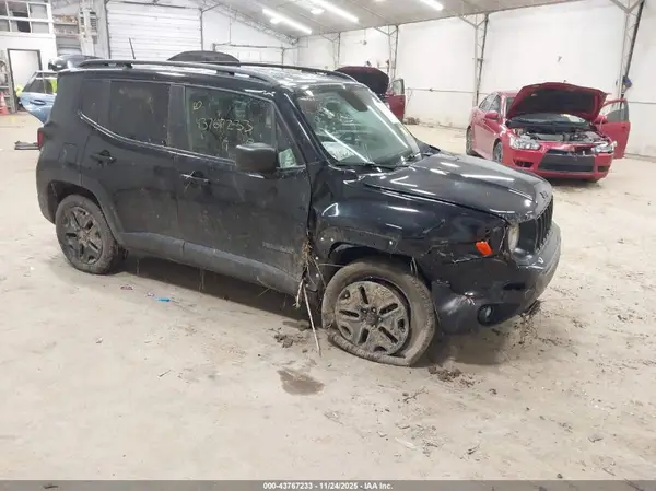 ZACNJBAB7KPK24892 2019 JEEP RENEGADE - Image 1