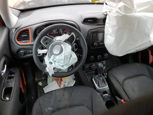 ZACNJBAB7KPK29607 2019 JEEP RENEGADE - Image 8