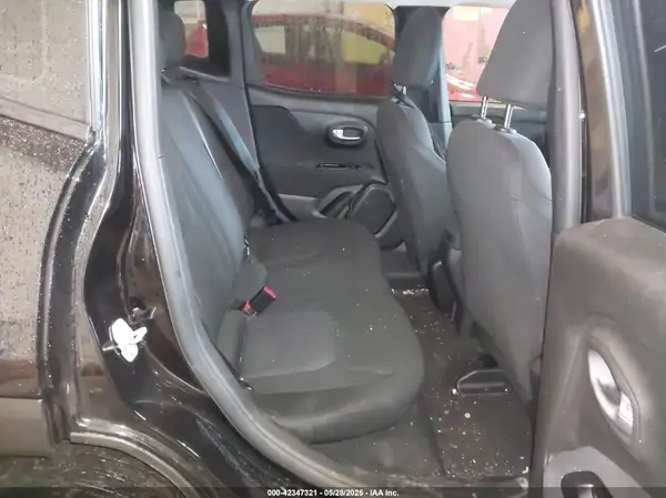 ZACNJBAB7KPK88737 2019 JEEP RENEGADE - Image 8