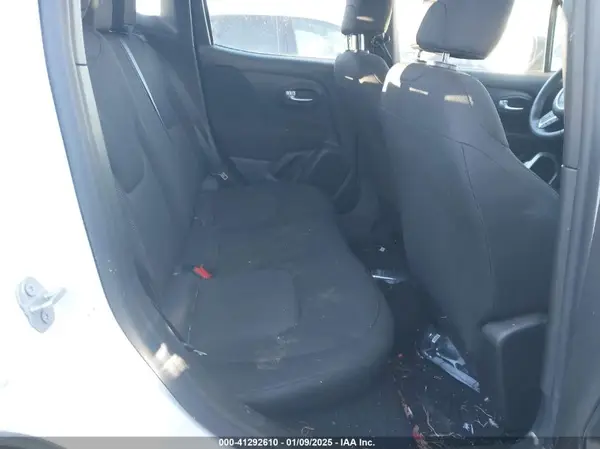ZACNJBAB7KPK91458 2019 JEEP RENEGADE - Image 8